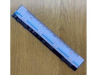 伊豆急行8000系アクリル定規