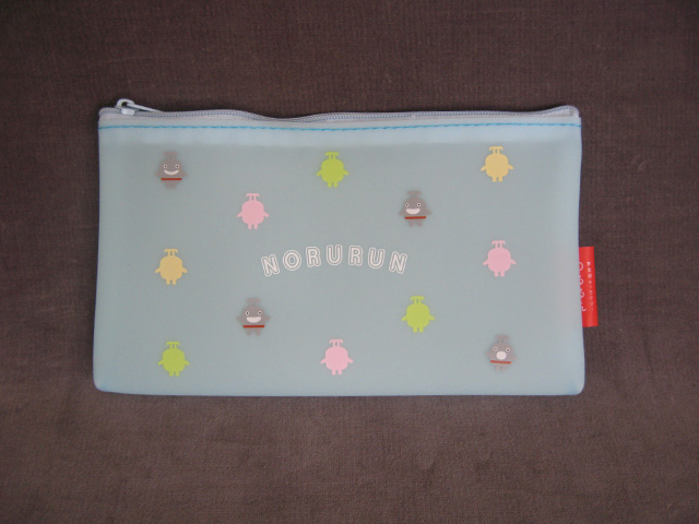 のるるんペンケース